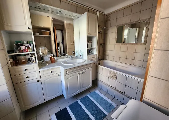 T2 Front De Mer Apartment